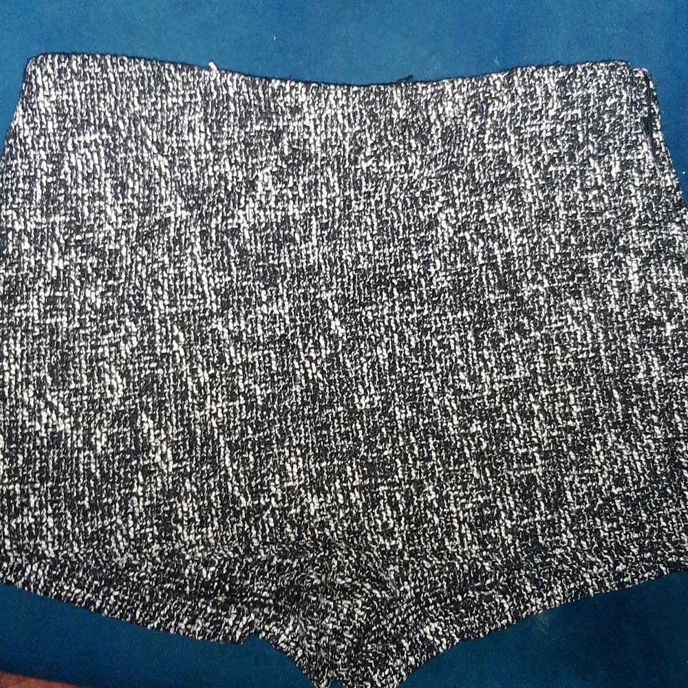 Zara High Waist Black and White Tweed Skort Size XL